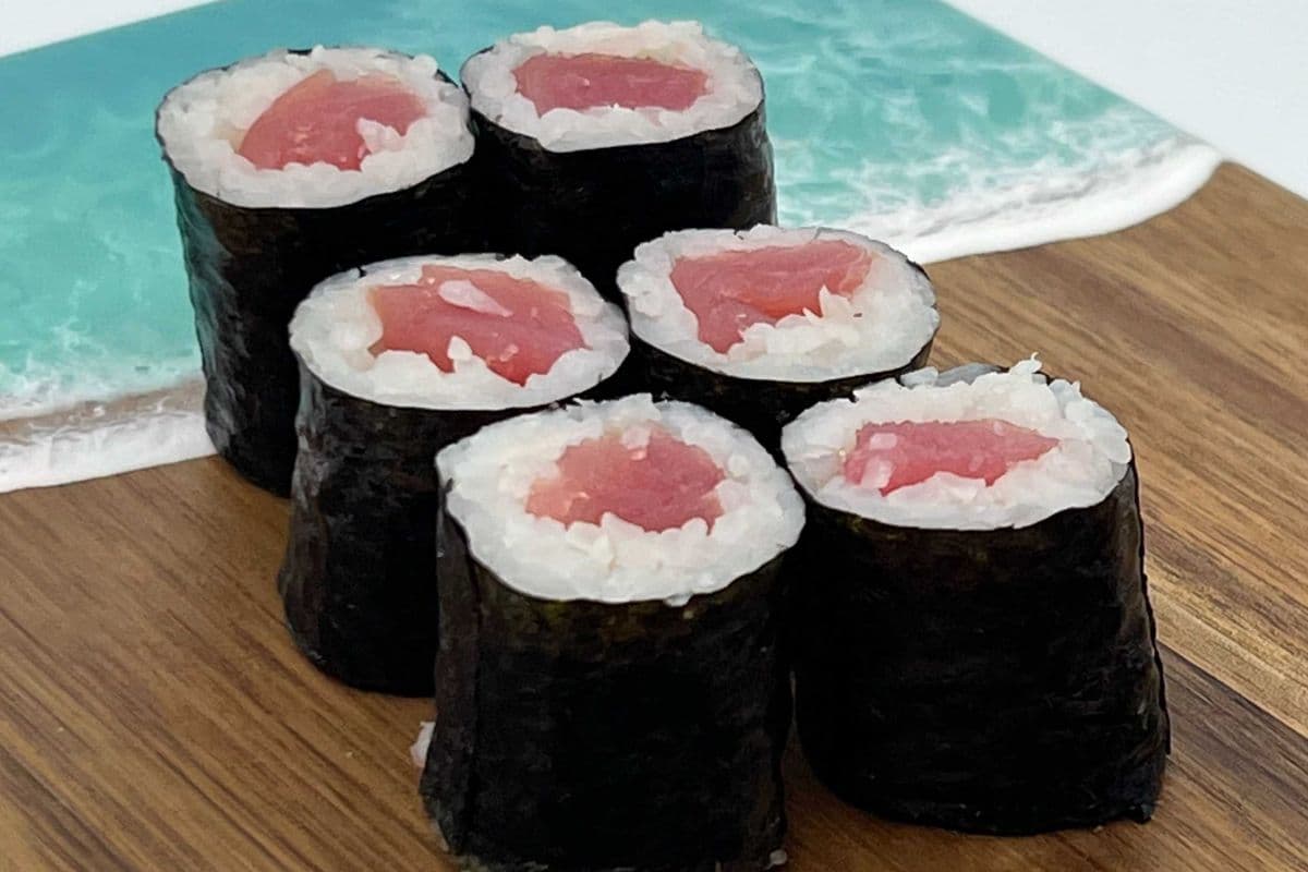 Tuna Rolls (6 pcs)