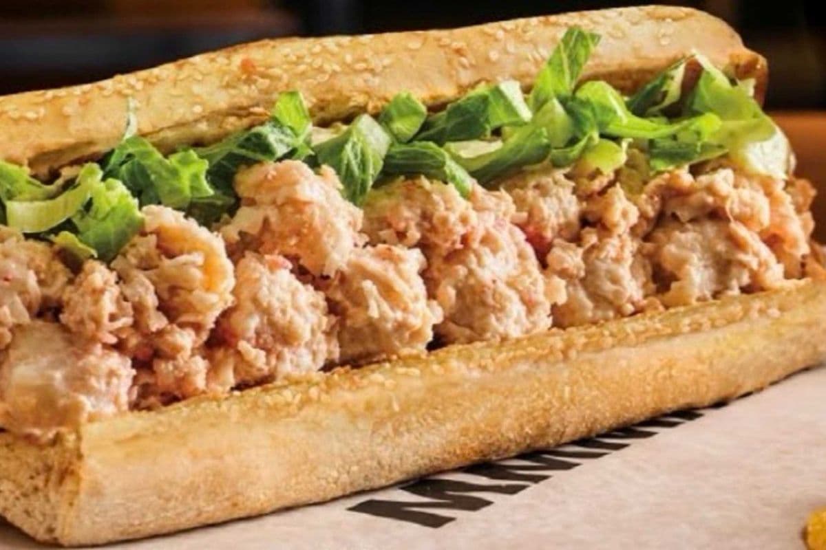 12" Large Lobster and Seafood Sub (Large) (770 Cal)
