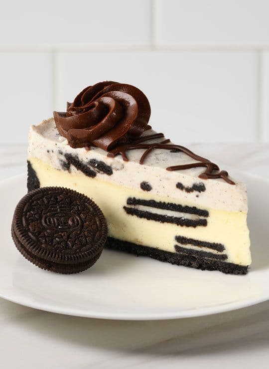 Oreo Cookies and Cream Cheesecake