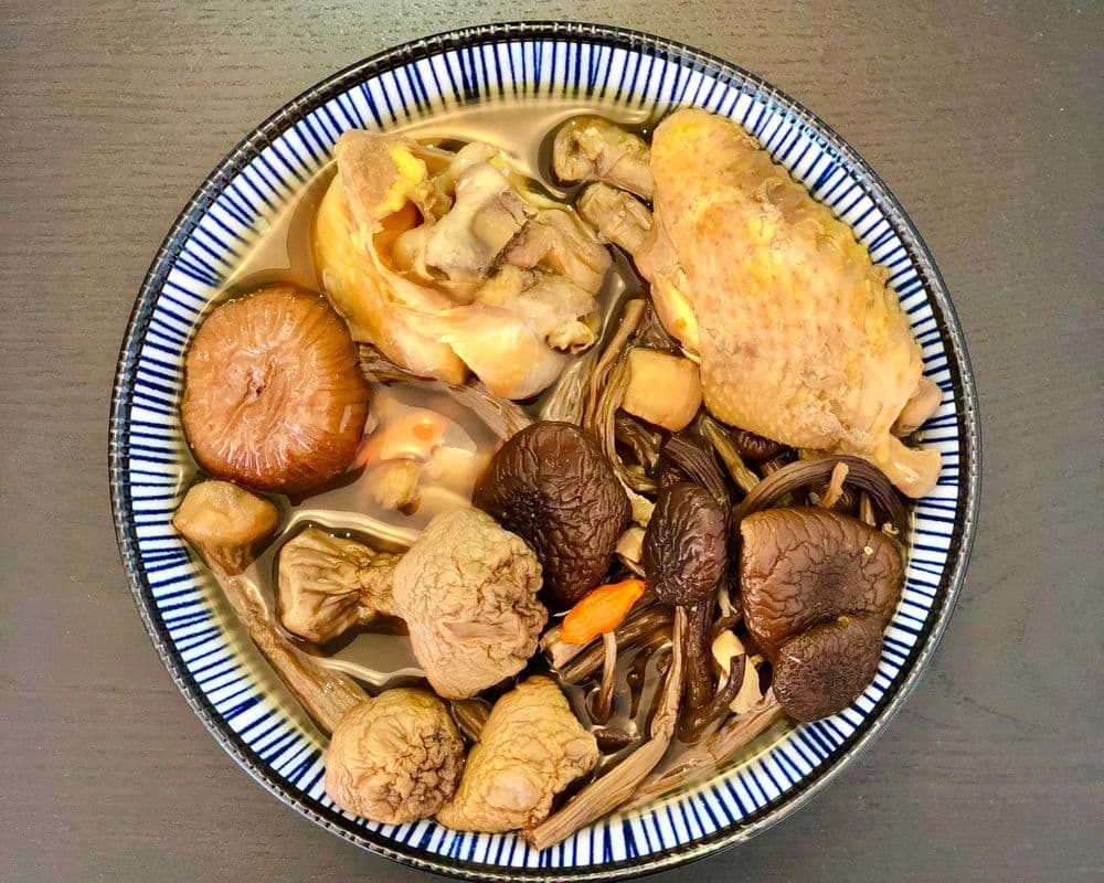 S7. Chicken Mushroom Soup (800 ml)