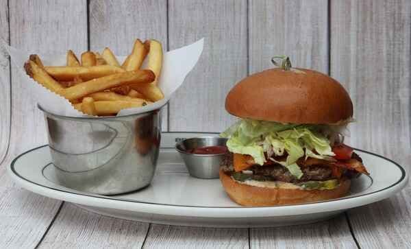 Gluten Friendly Traditional Pub Burger