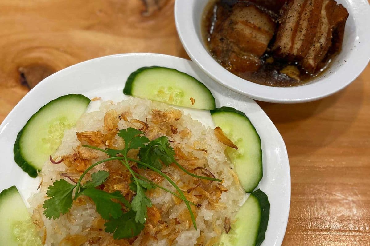 14. Xôi Thịt (Sticky Rice with Braised Pork)