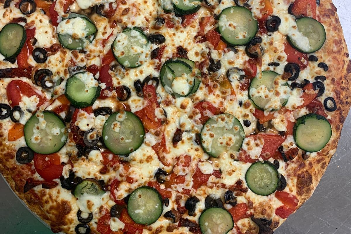 Mediterranean Pizza