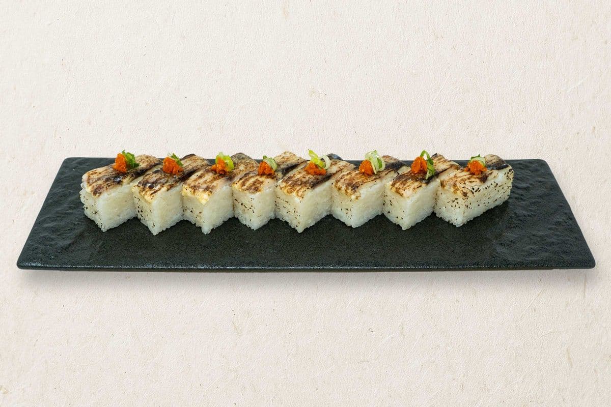 Saba Aburi Oshi (Seared) (8 pcs)