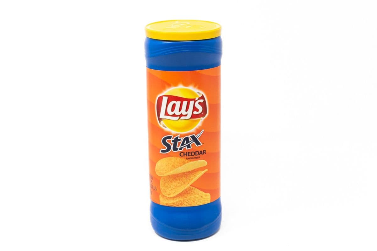 Lay’s Stax Patate Cheddar (155g)
