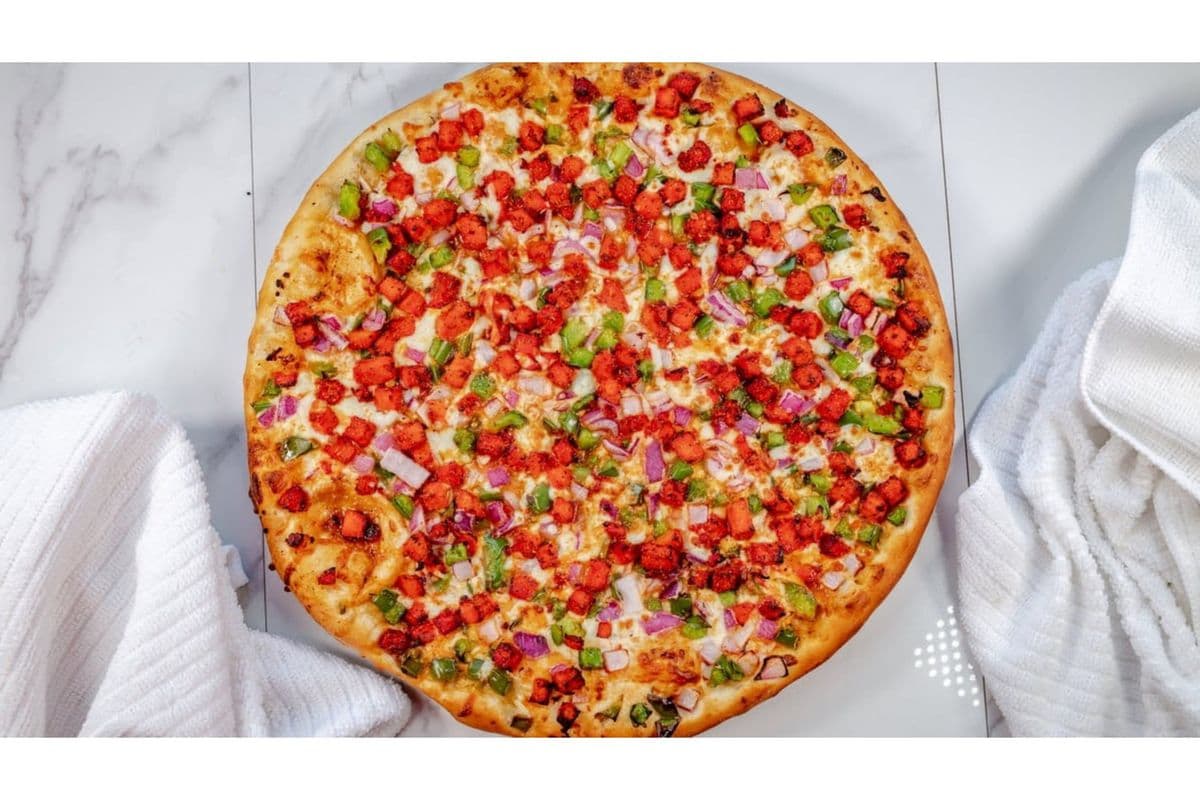 Large Tandoori Paneer Pizza
