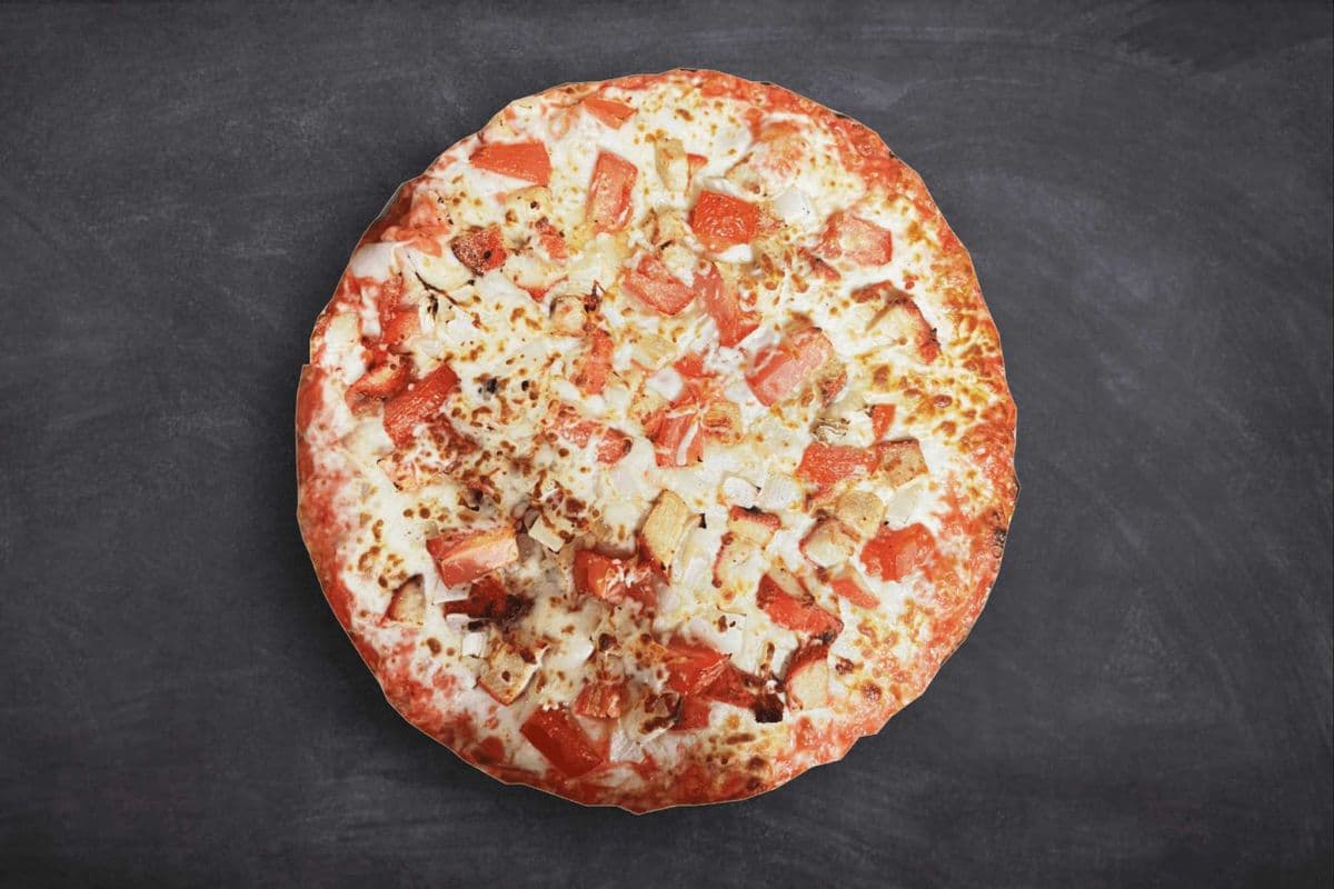 Pizzas 14" - Pizza au poulet au beurre / Butter Chicken Pizza