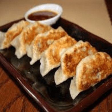 #014. Gyoza Pork Pan-Fried (6 pcs)