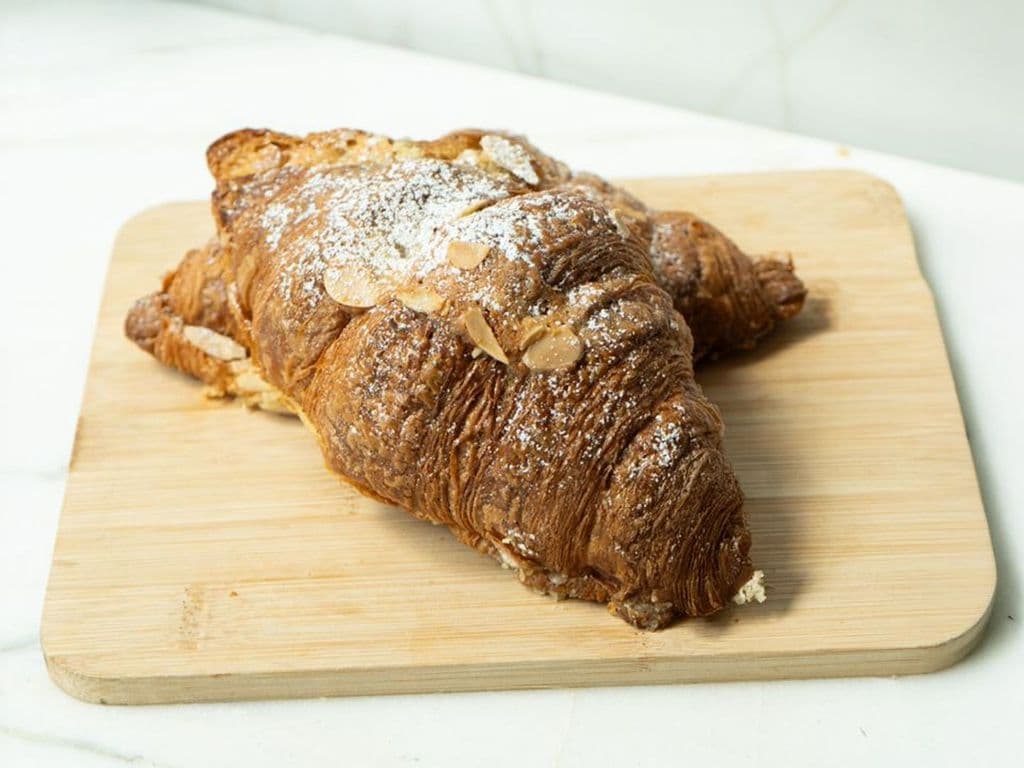 Cornetto Frangipane
