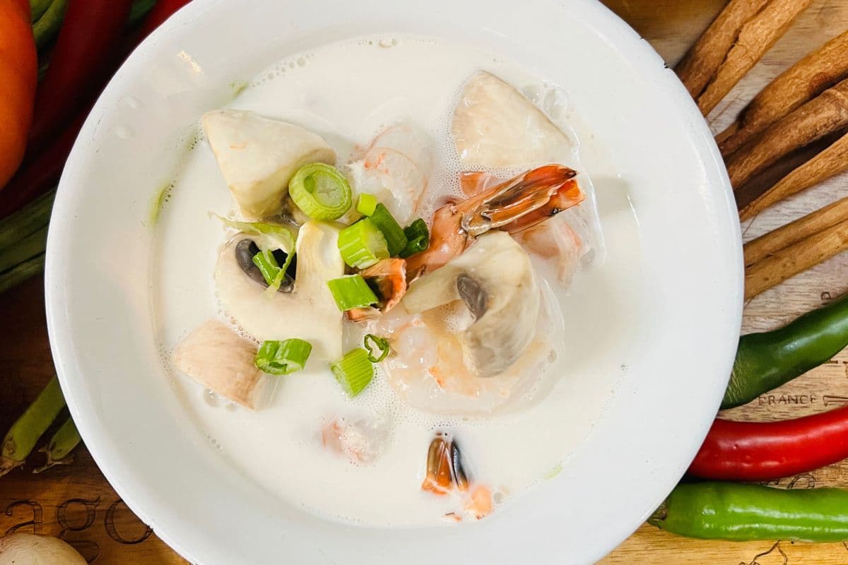 Tom Kha Soup (ต้มข่า Coconut Soup )