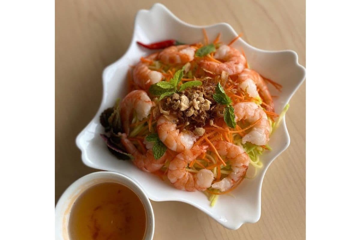A11. Shrimp Mango Salad-芒果蝦沙律-Gỏi Xoài Tôm