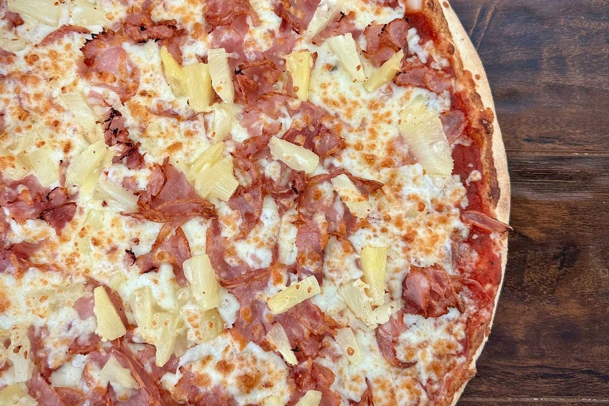 15" Large Hawaiian Pizza