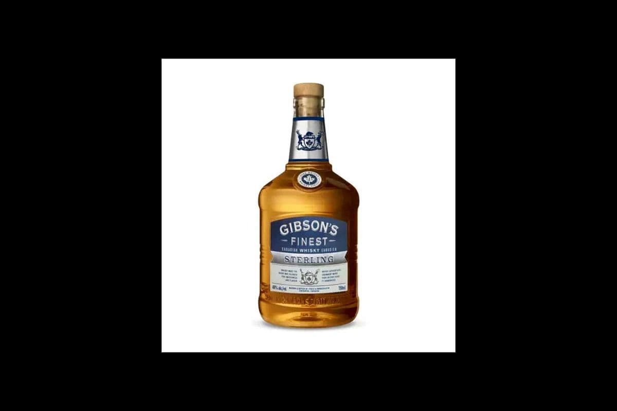 GIBSON'S FINEST RARE (1 x 750 ML) FREE TOQUE WITH BOTTLE (1 x 750ML)