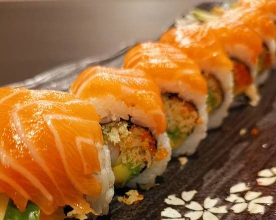 Dragon Red Maki (8 pcs)