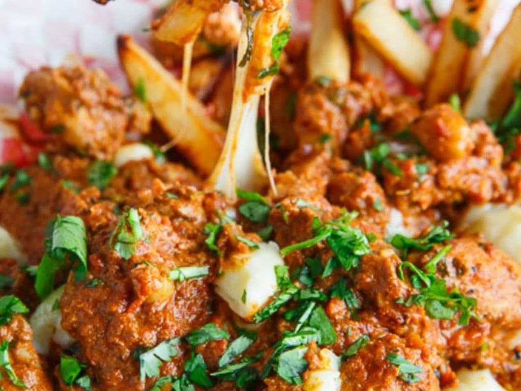 Tandoori Poutine Large
