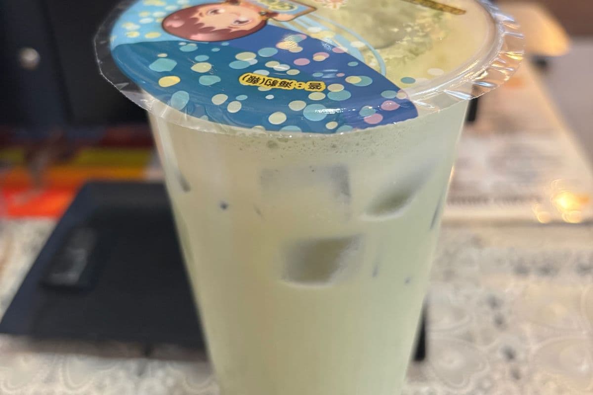D4. Matcha Milk Tea