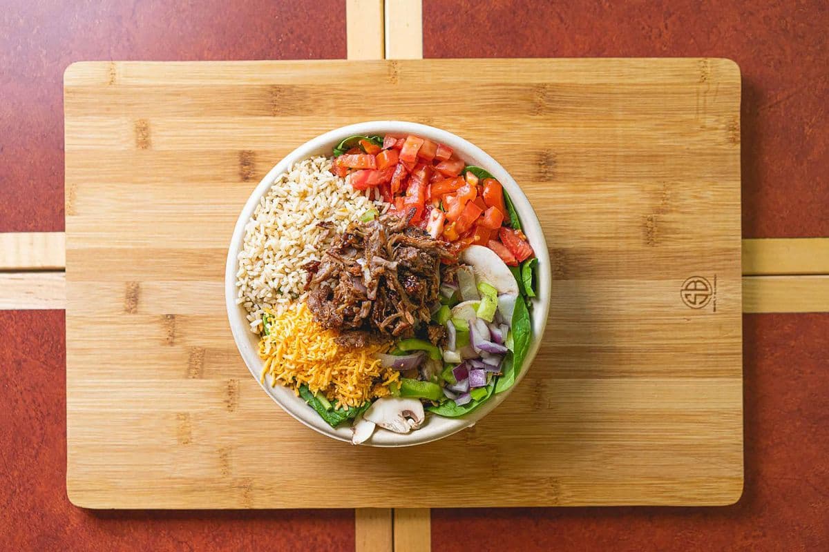 6" Petita - Smoky BBQ Beef Brisket Rice Bowl (320 Cals)