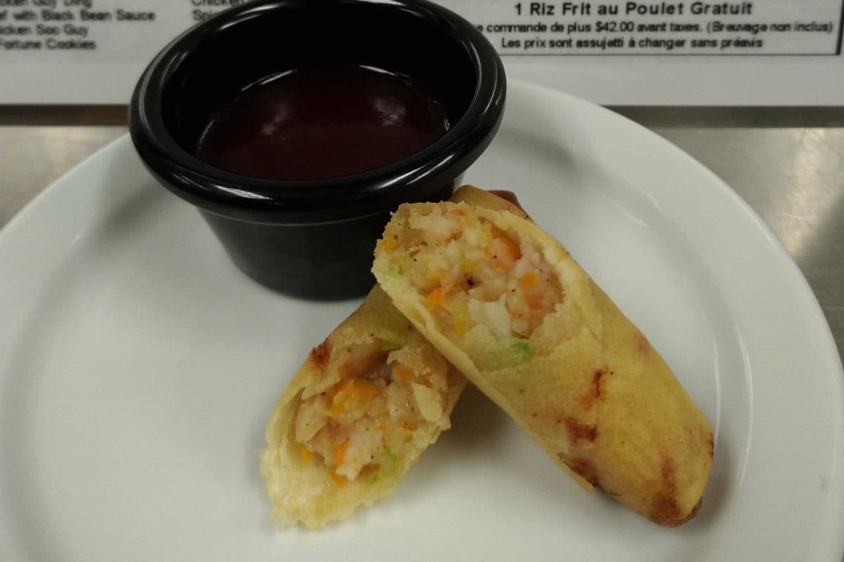 Rouleaux aux Crevettes et Porc Frit(4) / Fried Shrimp and Pork Rolls(4)