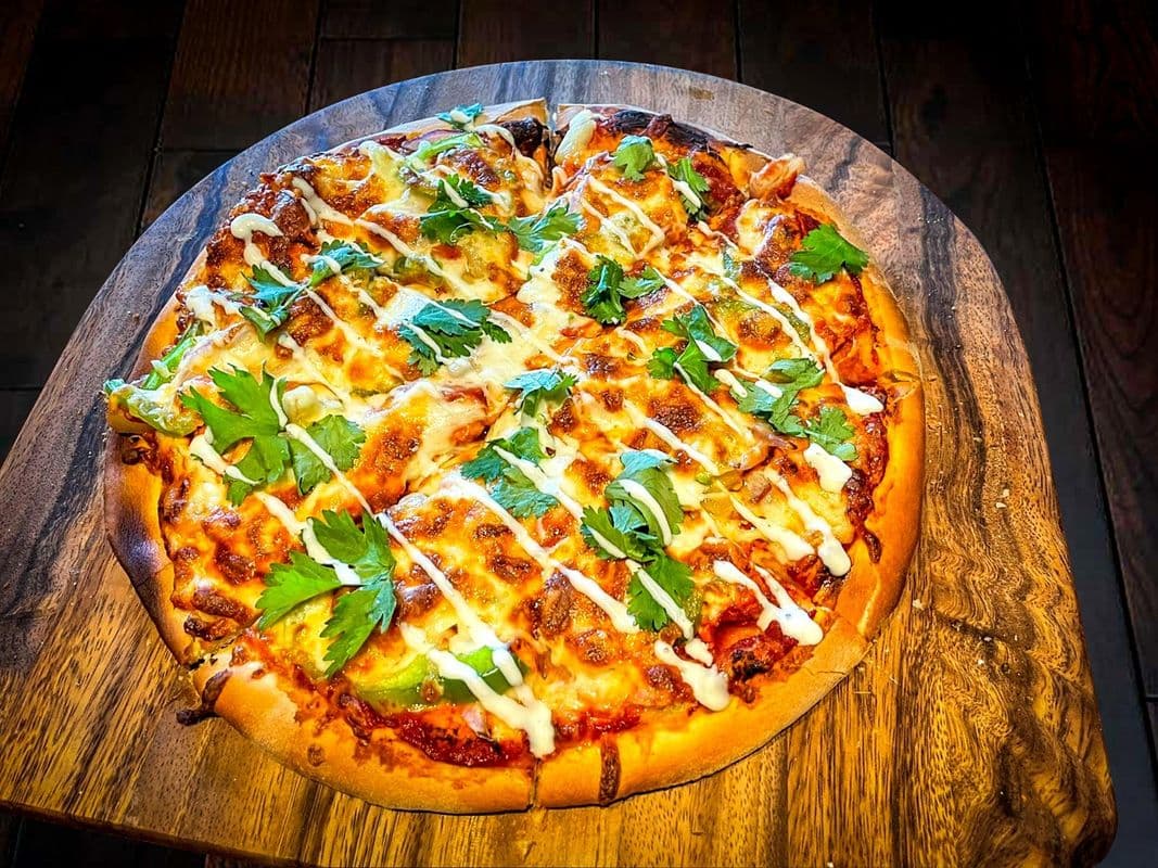 10" Tandoori Chicken Pizza