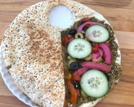 Kaakeh Zaatar