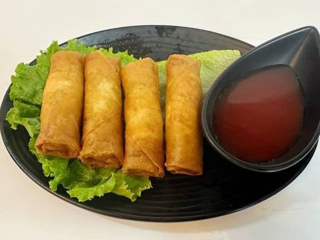 Crispy Vegetarian Spring Rolls (素春卷) 4pcs