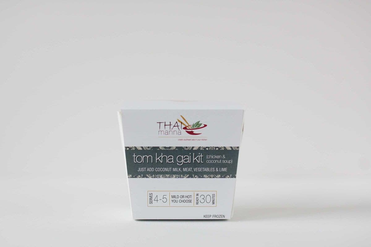 Tom Kha Gai Kit (Coconut Soup) (Serves 4-5)