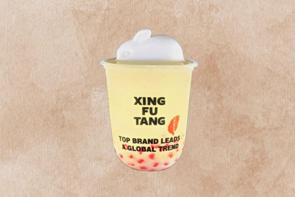 Bunny Passionfruit Yogurt Smoothie 百香果酸奶昔