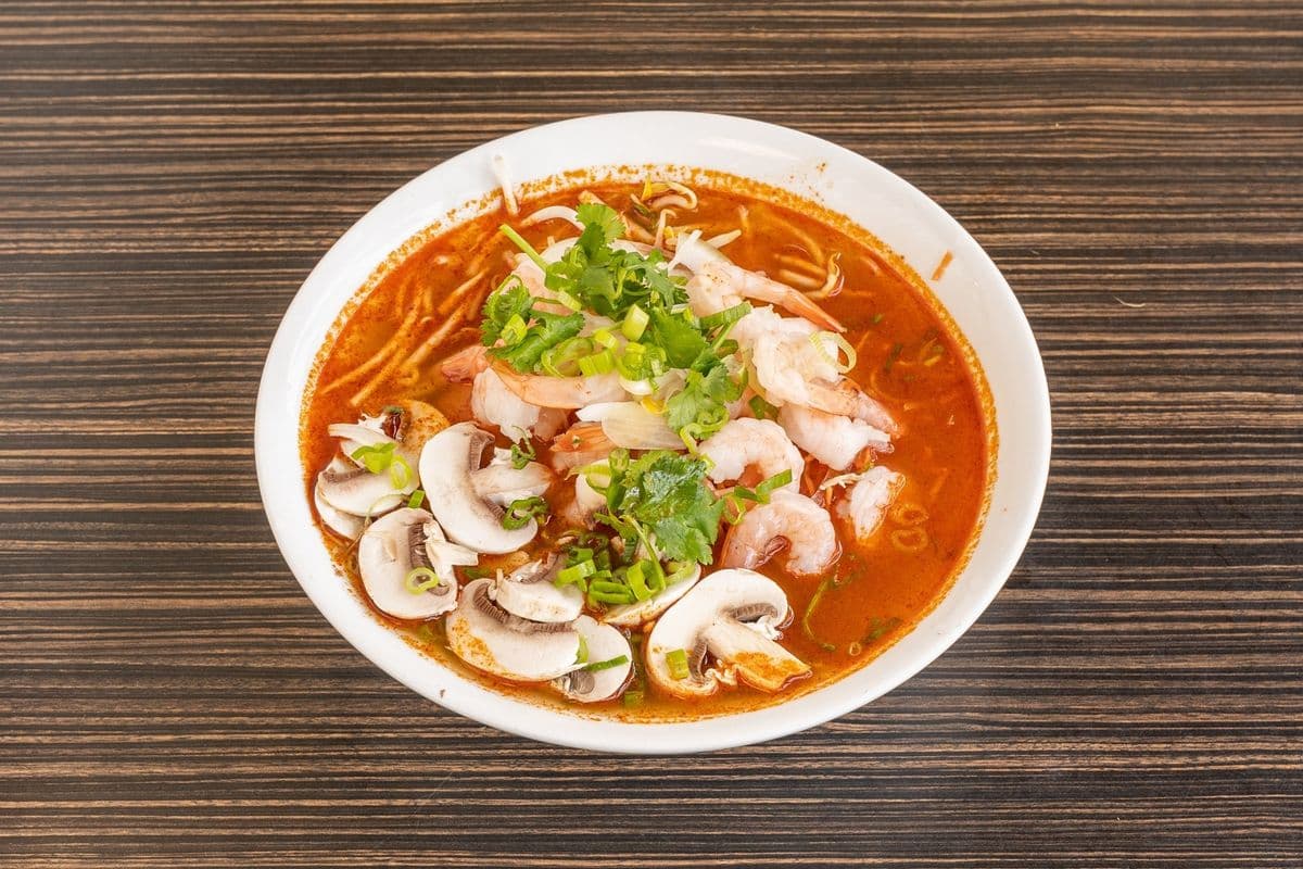 Soupe tom yum aux fruits de mer