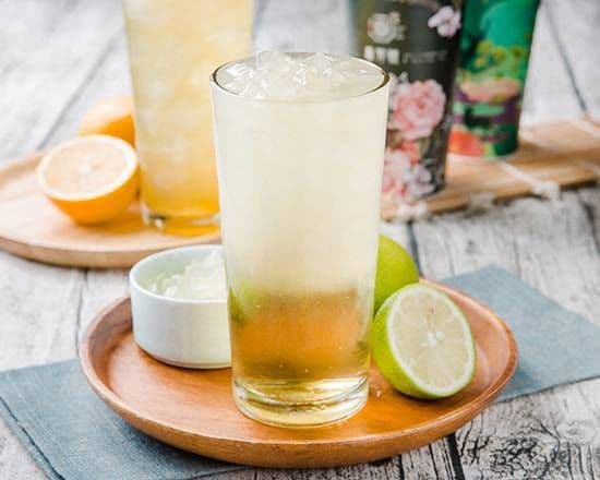 Lemonade with Aloe Vera / 檸檬蘆薈蜜