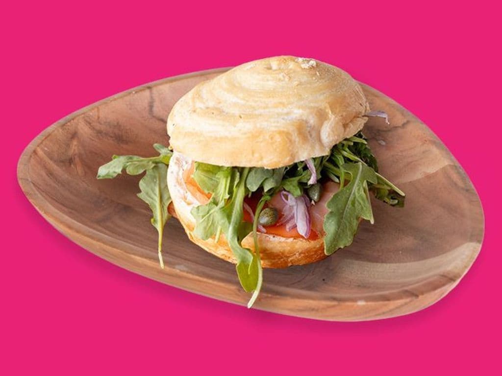 SMOKED SALMON SANDWICH
