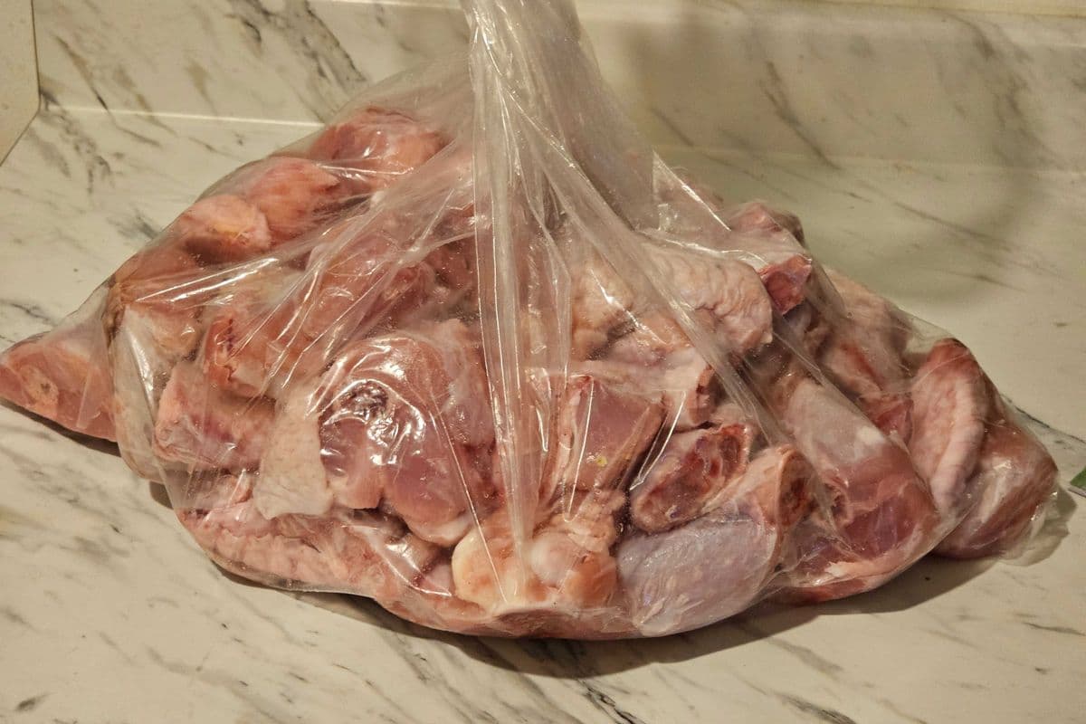 Half Box Turkey Wings