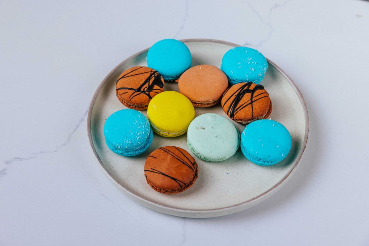 Strawberry Macaron