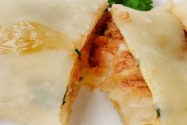 Cheese and Pork Flakes with Corn Wrap 芝士肉鬆玉米蛋餅
