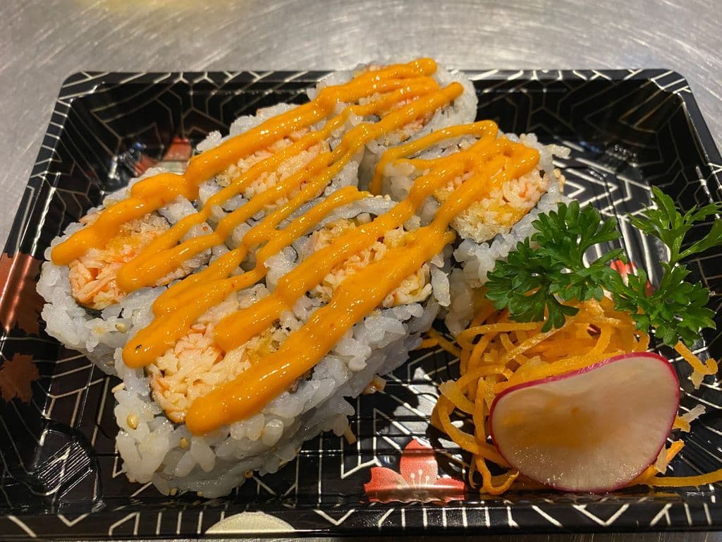 98. Spicy Crab Meat Crisp Roll