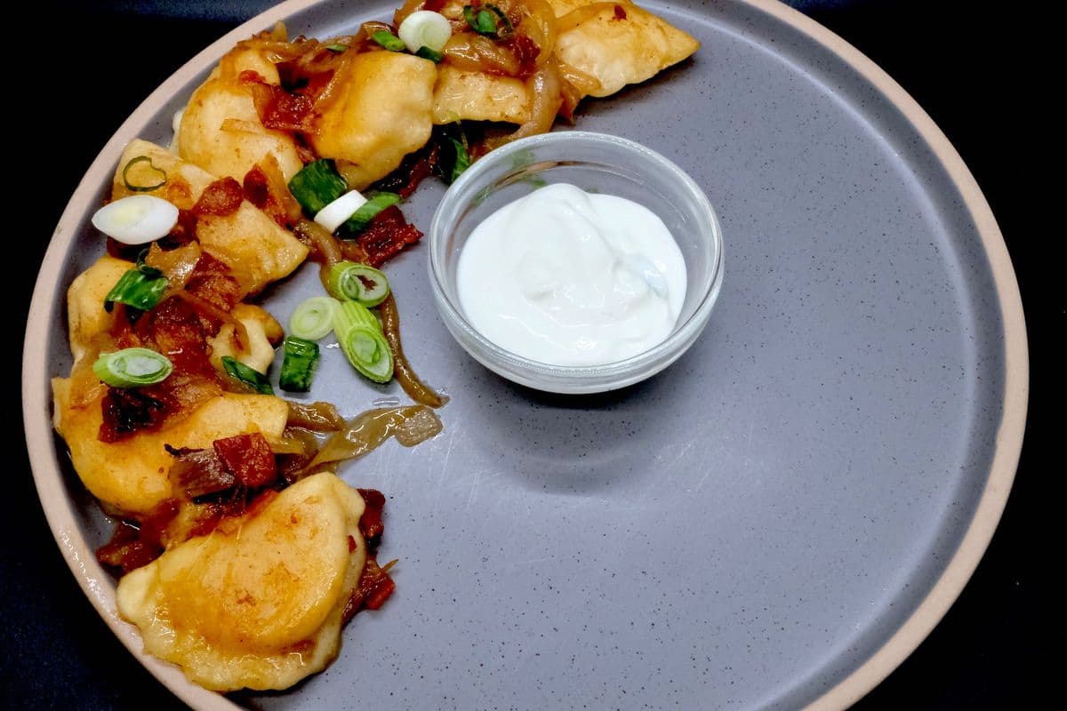 Ukrainian Perogies (8 Pcs) (8 Perogies)