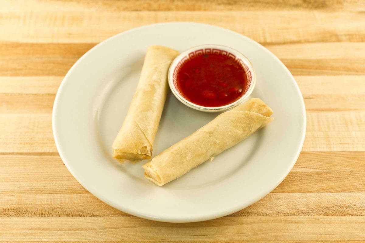 Veggie Egg Rolls (2 pcs)