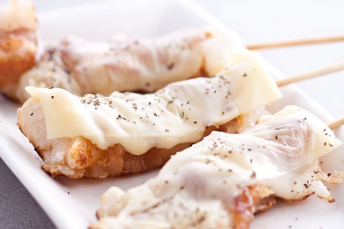 Cheese Mochi Maki (2 skewers)