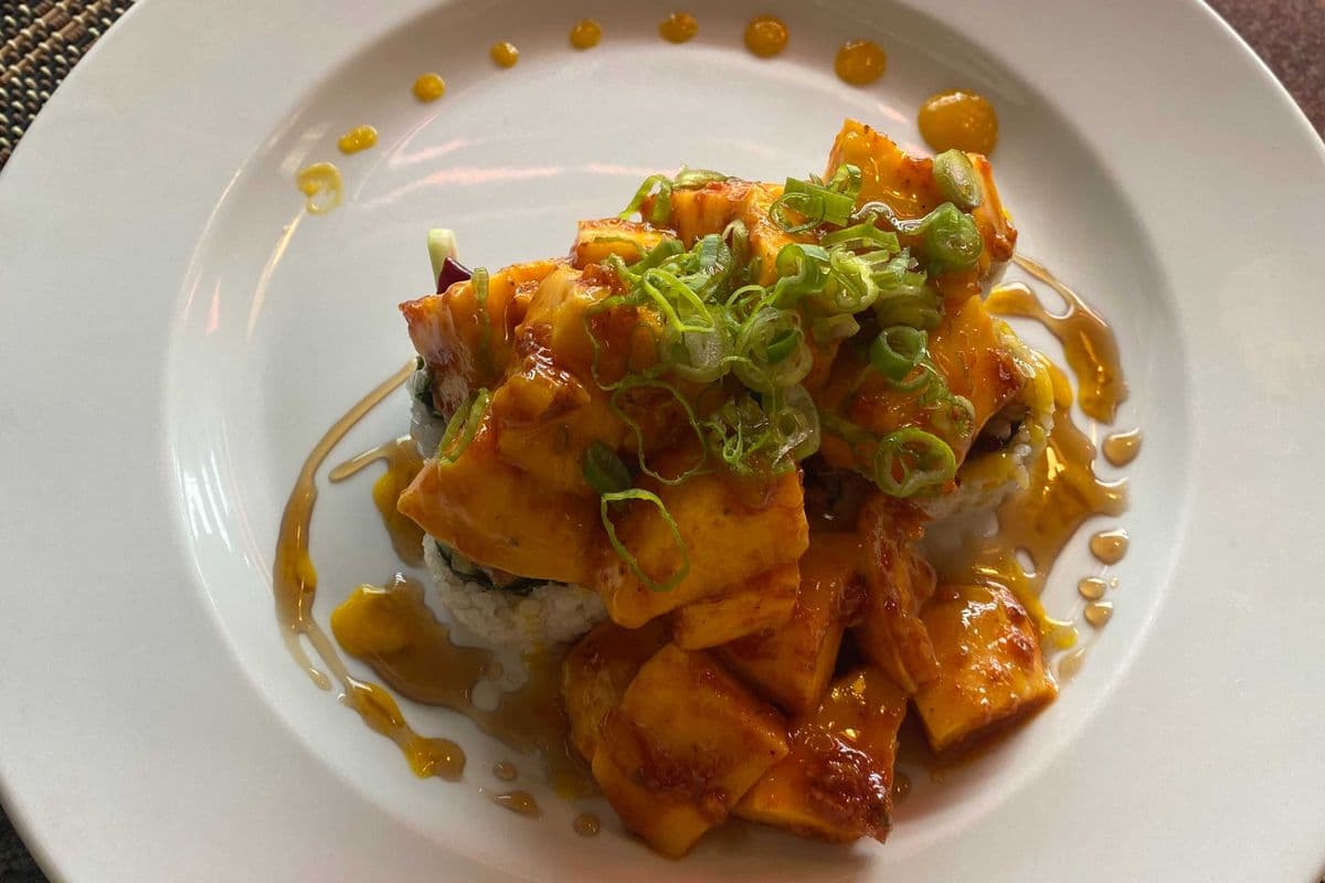 Lady Mango Maki