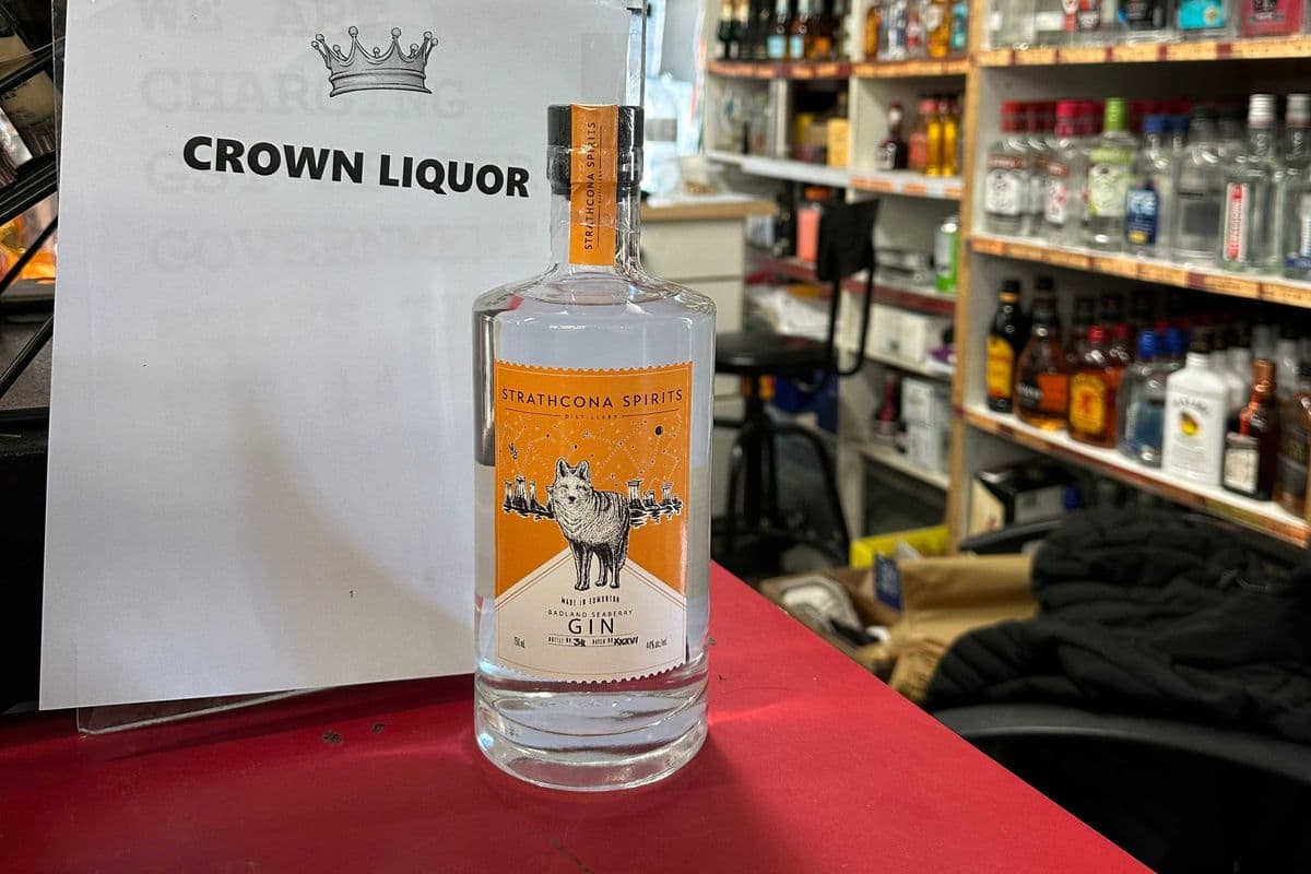 STRATHCONA GIN (1 x 750 ML)