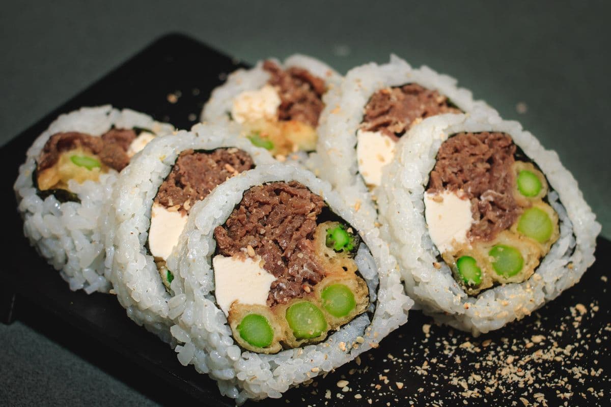 Beef Asparagus Roll (6 pcs)