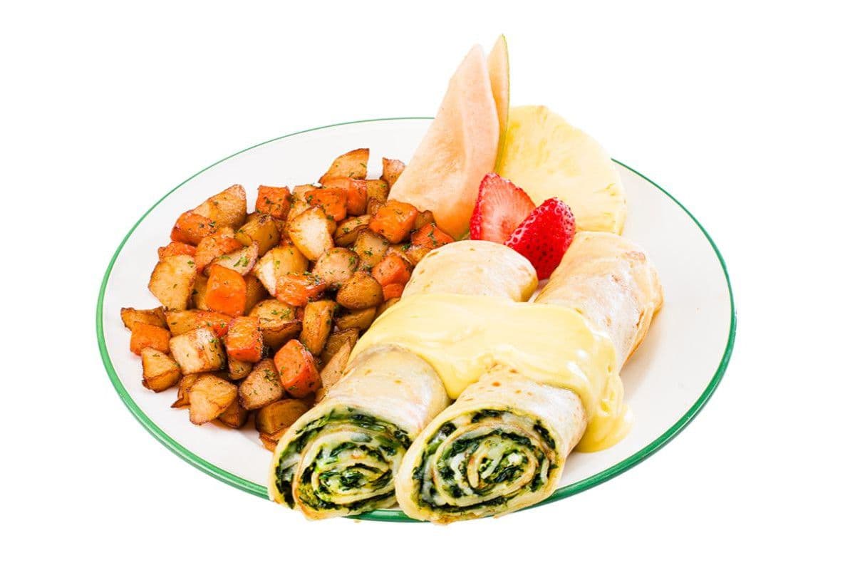 Spinach and cheddar crêpomelette (1180 Cals.)