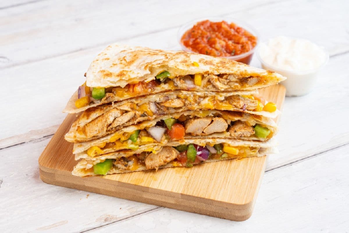 Quesadilla au poulet jerk / Jerk Chicken Quesadilla