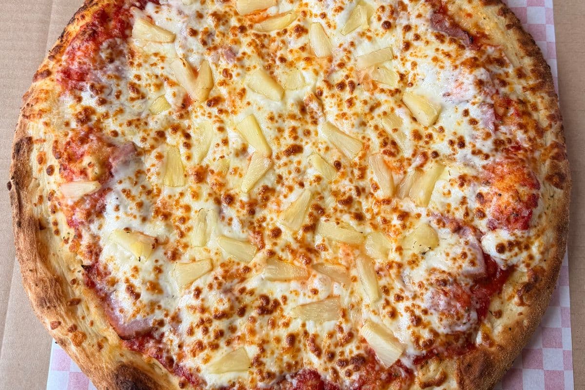 16" Hawaiian Pizza