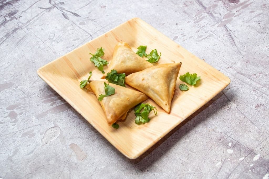 Chicken Samosas (3 pcs)