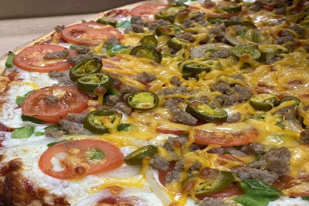 11" Wood-Fired Mexican Pizza