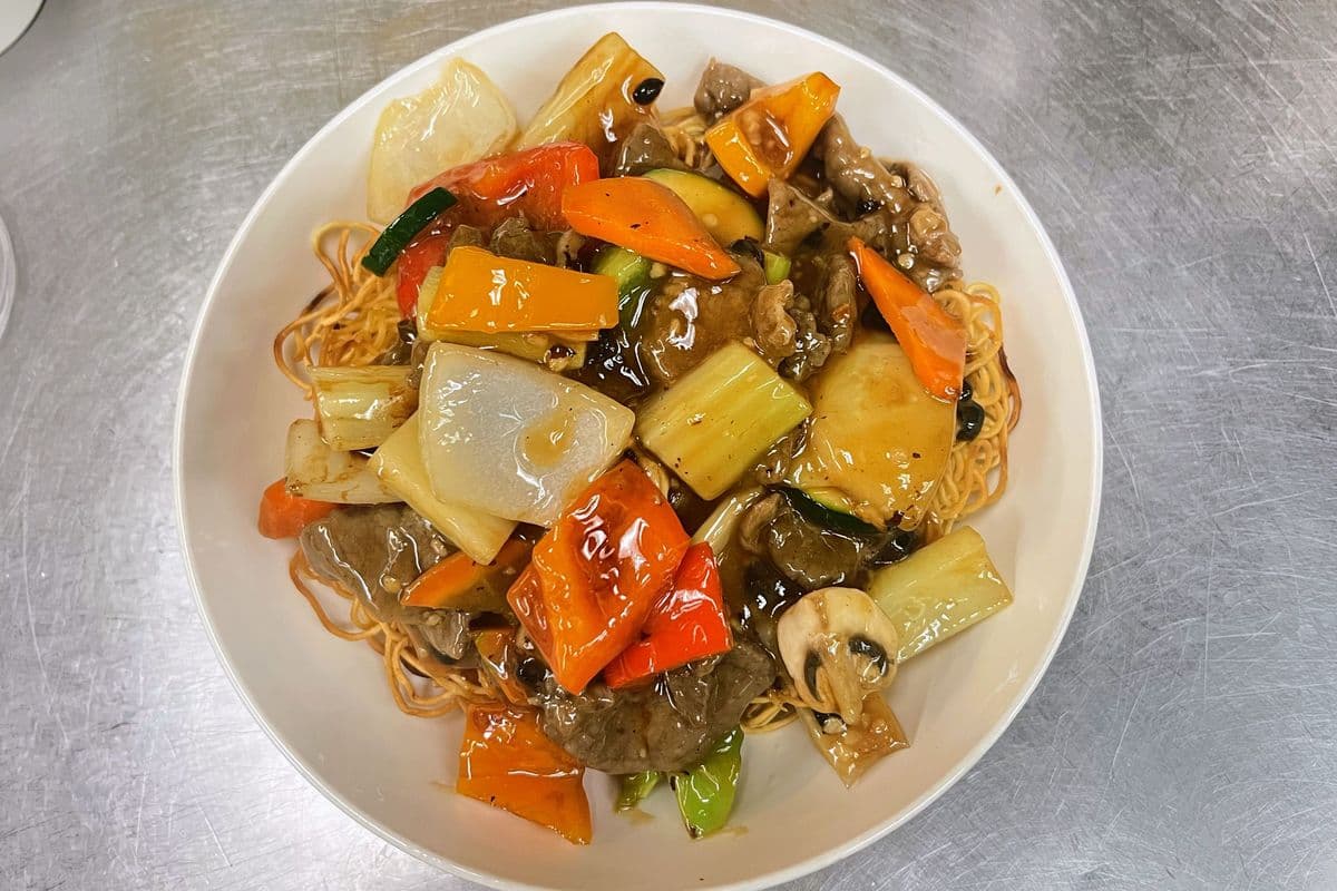 Black Bean Beef Chow Mein
