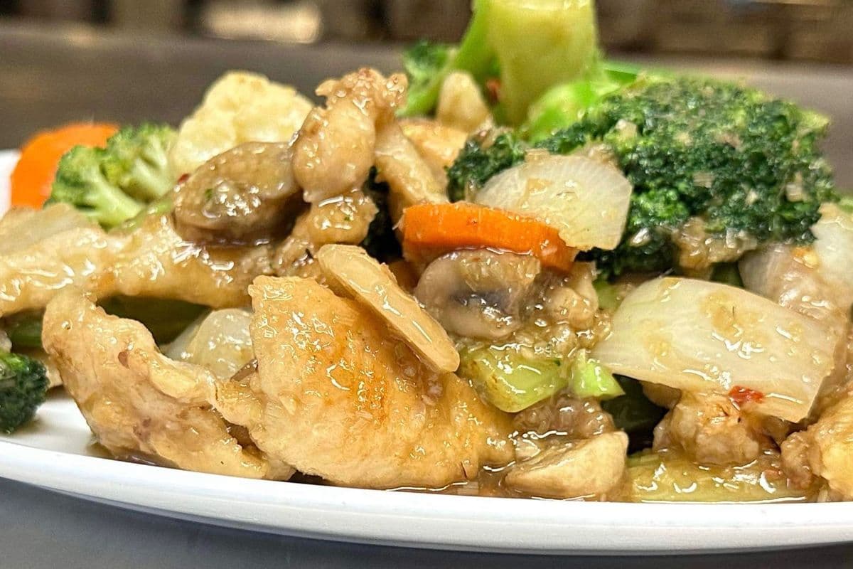 Lemongrass Chicken with Mixed Vegetables