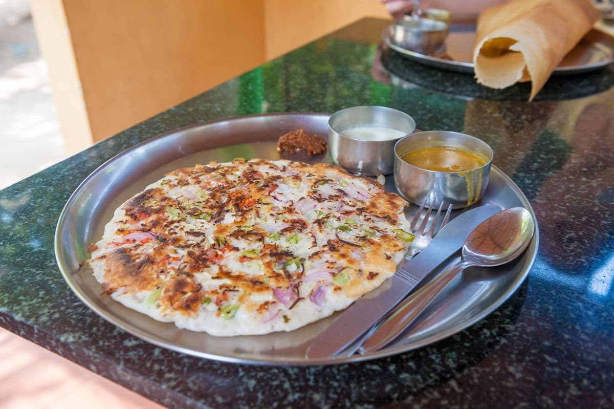 Onion Tomato Chilli Utthapam