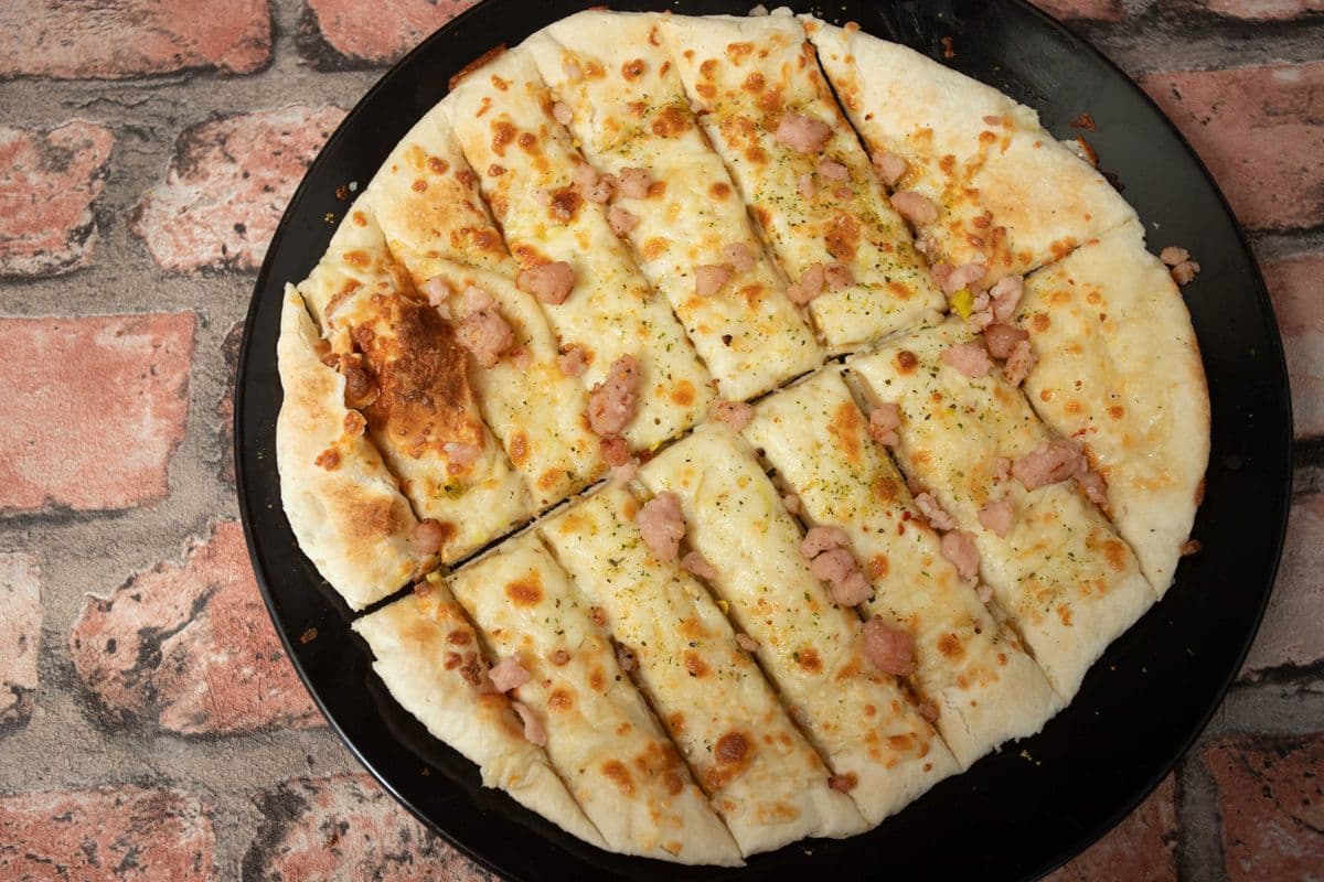 Cheesy bread sticks with Bacon