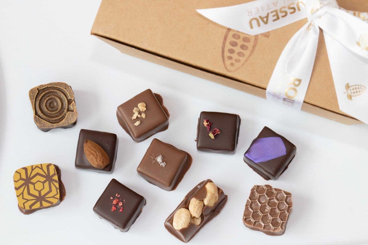 Chocolates Gift Box (10 pcs)